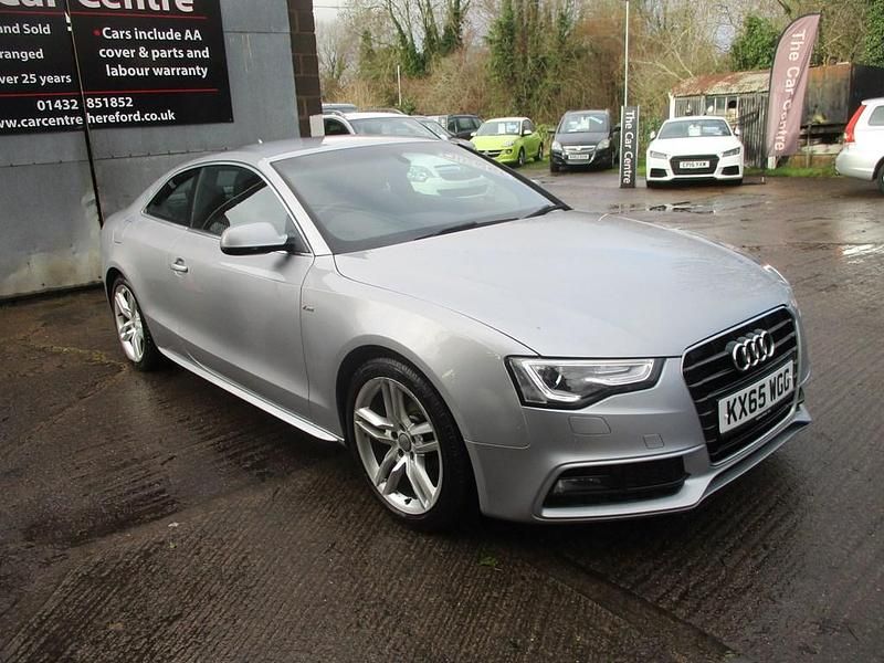 Begagnad Audi A5 S-Line 190 HK (139 kW) 2015 Silver Sportkupé