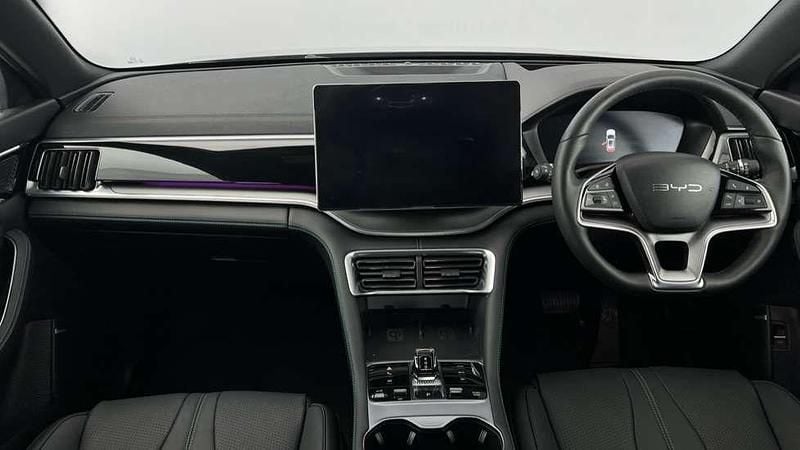 Used BYD Seal U Comfort 218 HP (160 kW) 2025 Grey SUV