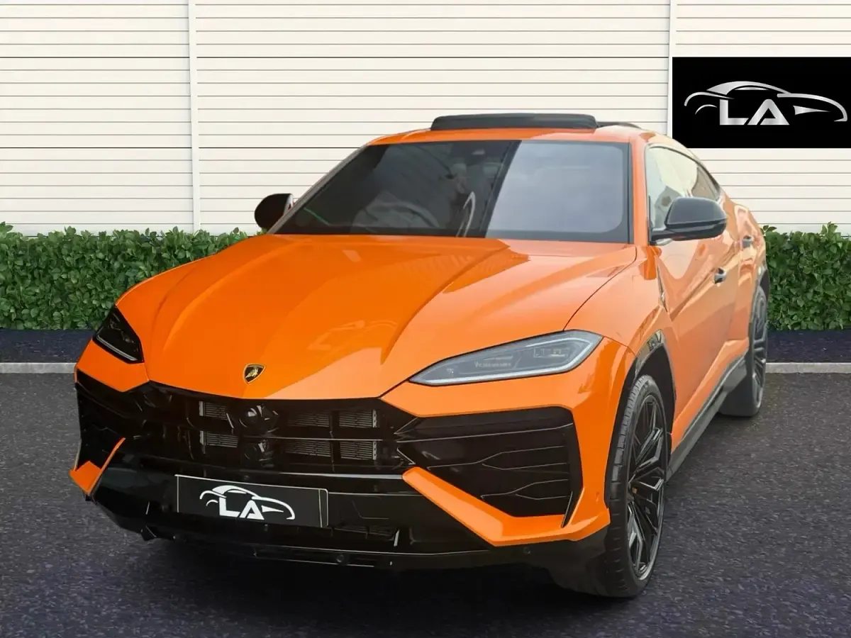 New Lamborghini Urus 800 HP (588 kW) 2025 Orange SUV