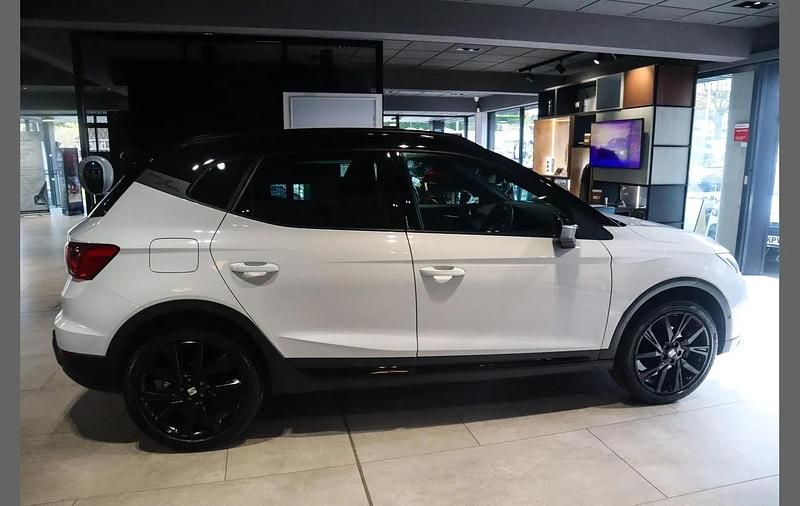 Used Seat Arona Black Edition 113 HP (83 kW) 2025 White SUV