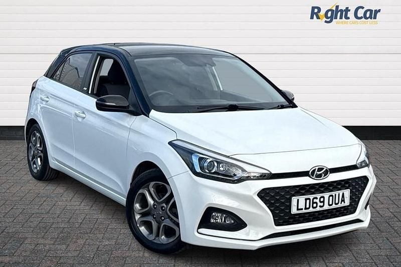 White Used 2019 Hyundai i20 Hatchback | £9,999 (Fair price) - Image 1/1