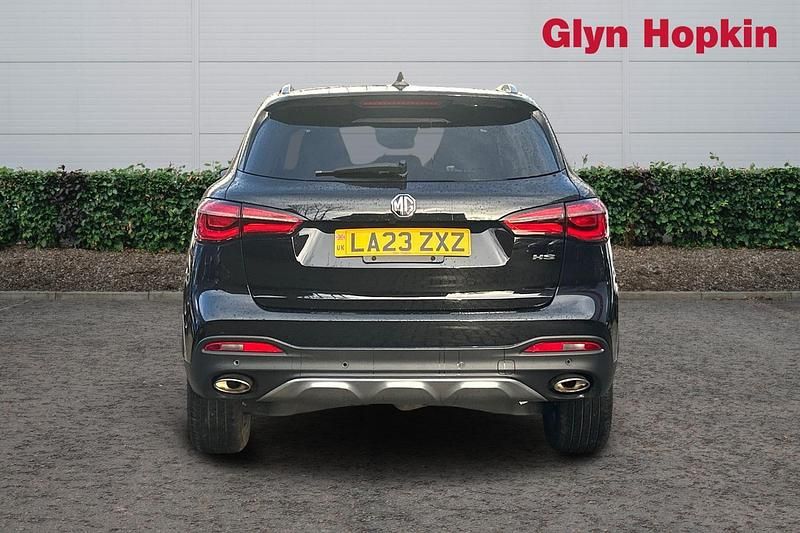 Used MG HS Exclusive 162 HP (119 kW) 2023 Black SUV