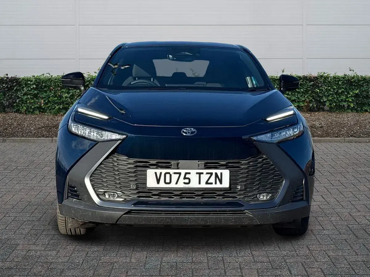 New Toyota C-HR Design 2025 Blue SUV