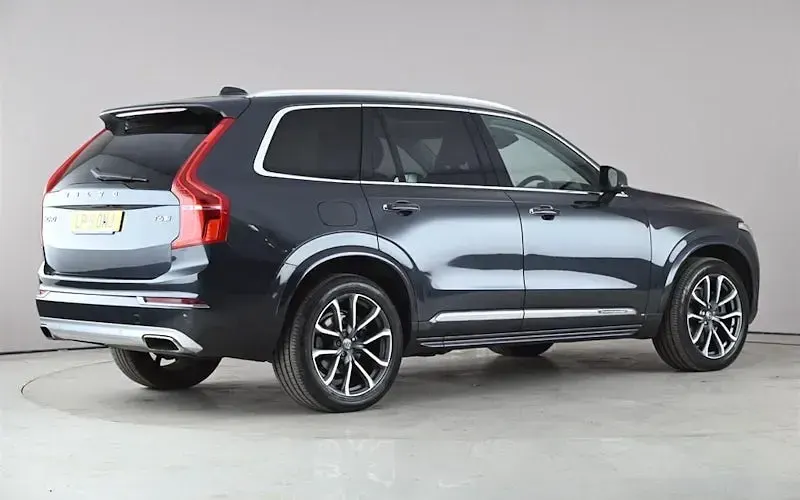 Usado Volvo XC90 Inscription 320 HP (235 kW) 2016 Cinzento SUV