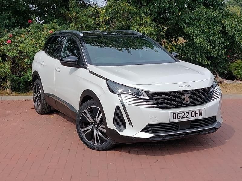White Used 2022 Peugeot 3008 Premium SUV | £21,298 (A bit pricey) - Image 1/4