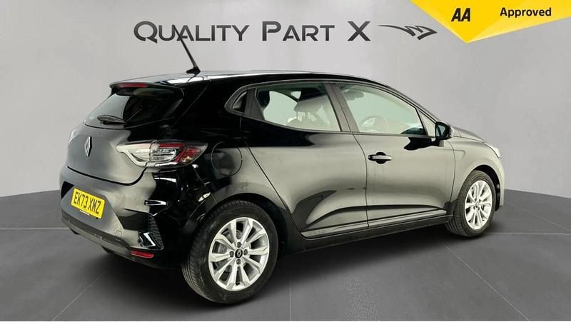 Used Renault Clio V Evolution 143 HP (105 kW) 2024 Black Hatchback