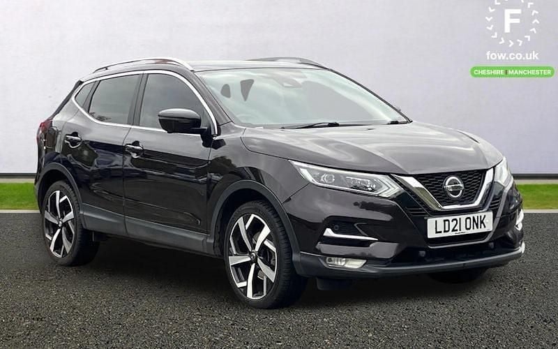 Black Used 2021 Nissan Qashqai N-Motion SUV | £13,799 (Good price) - Image 1/3