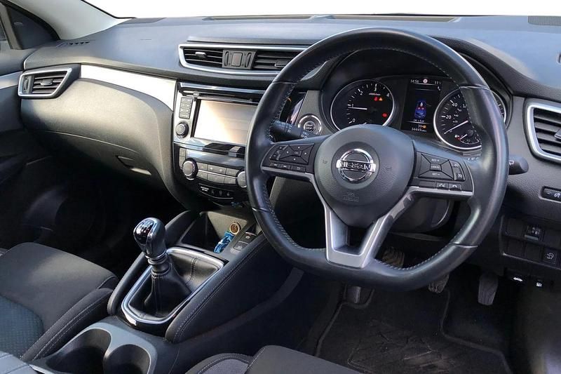 Used Nissan Qashqai N-Connecta 116 HP (85 kW) 2019 Blue SUV