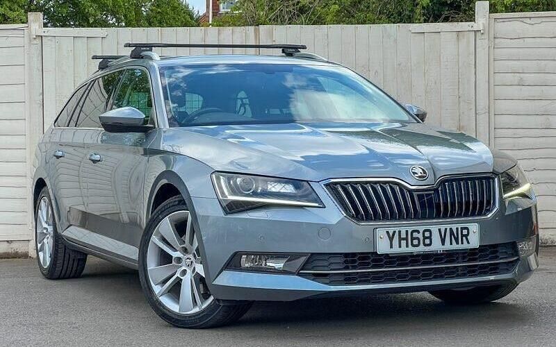 Gebraucht Skoda Superb SE L Executive 190 PS (139 kW) 2019 Kombi