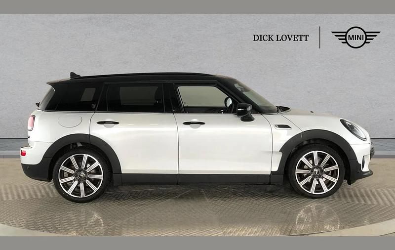 Used Mini Cooper Clubman Exclusive 136 HP (100 kW) 2023 White Estate