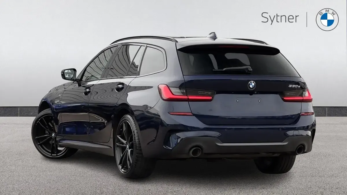 Used BMW 330 M Sport 288 HP (211 kW) 2020 Blue Estate