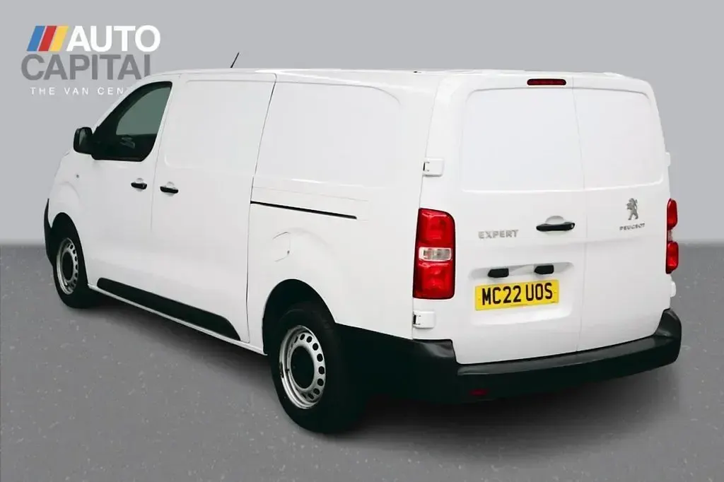 Used Peugeot Expert Premium 100 HP (73 kW) 2022 White Van