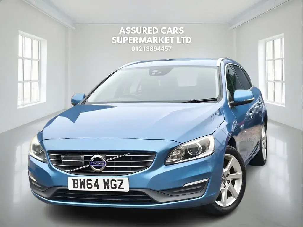 Used Volvo V60 SE Lux 2015 Blue Estate