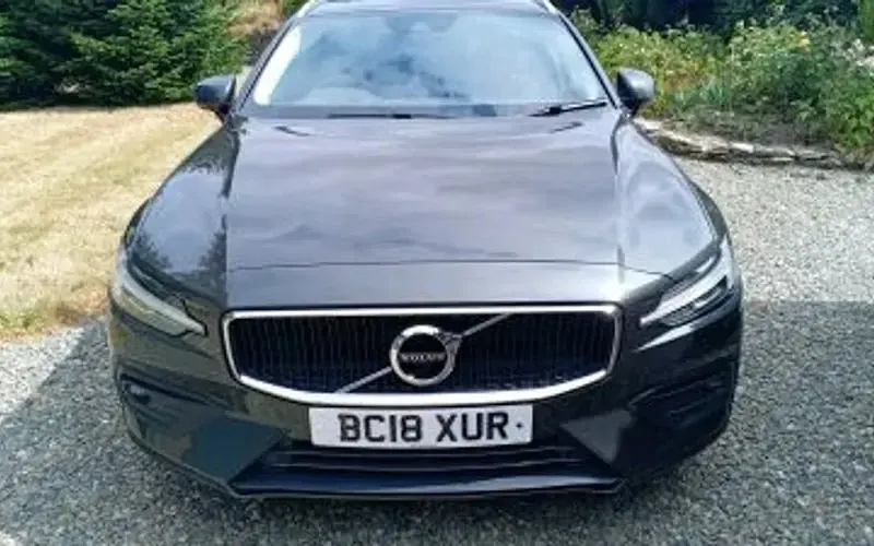Used Volvo V60 Momentum 190 HP (139 kW) 2018 Estate