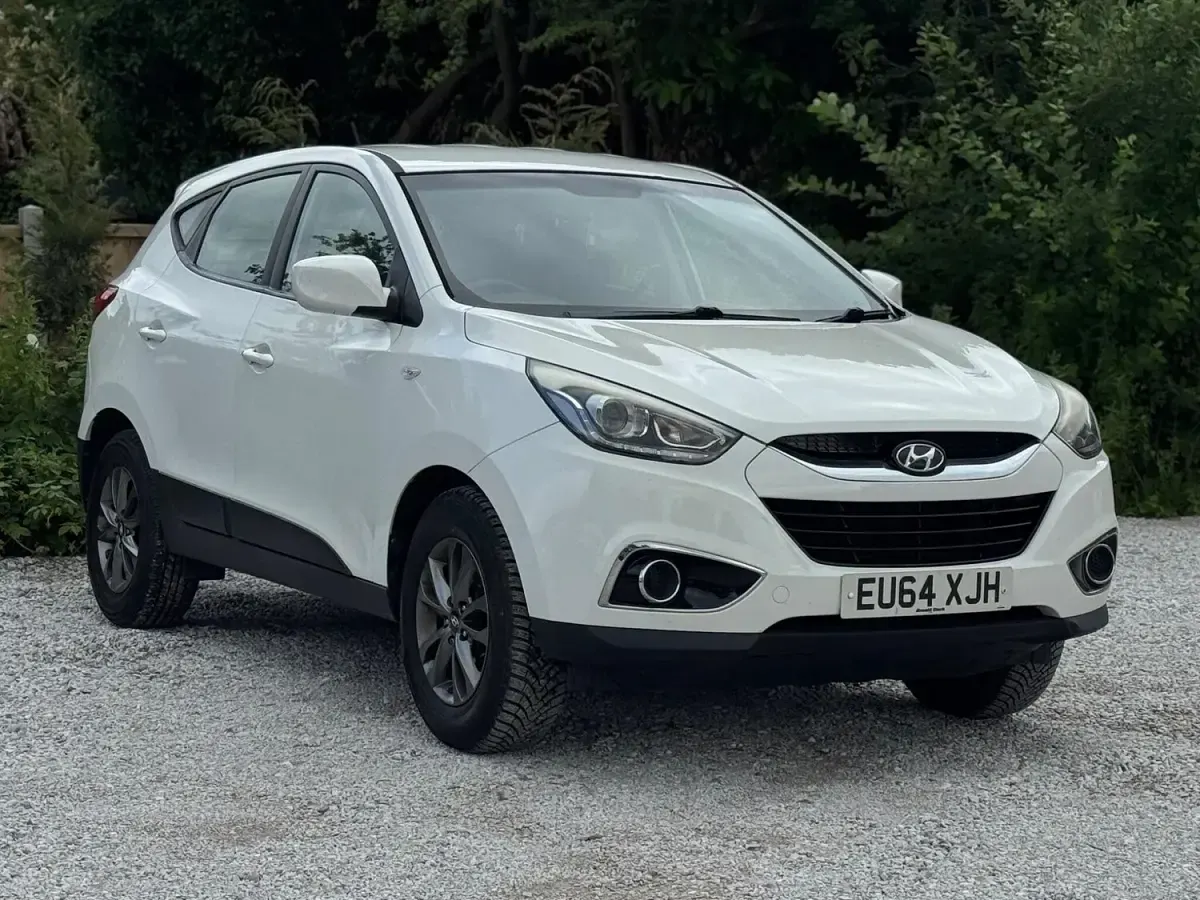 Used Hyundai ix35 115 HP (84 kW) 2014 White SUV