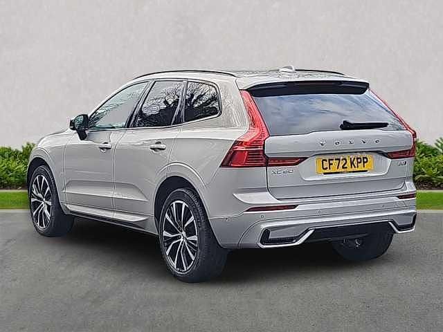 Used Volvo XC60 Plus 250 HP (183 kW) 2022 Silver SUV
