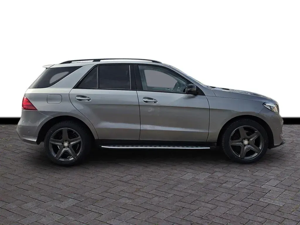 Used Mercedes GLE250 AMG line 201 HP (147 kW) 2016 Silver SUV