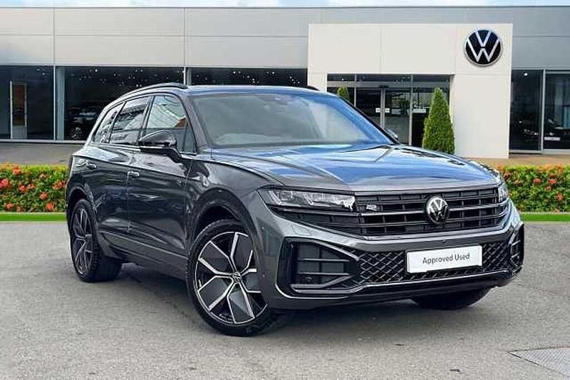 Grey Used 2025 VW Touareg Black Edition SUV | £52,499 (Fair price) - Image 1/4