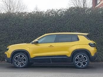 Usado Jeep Avenger Summit 100 CV (73 kW) 2025 Amarillo SUV