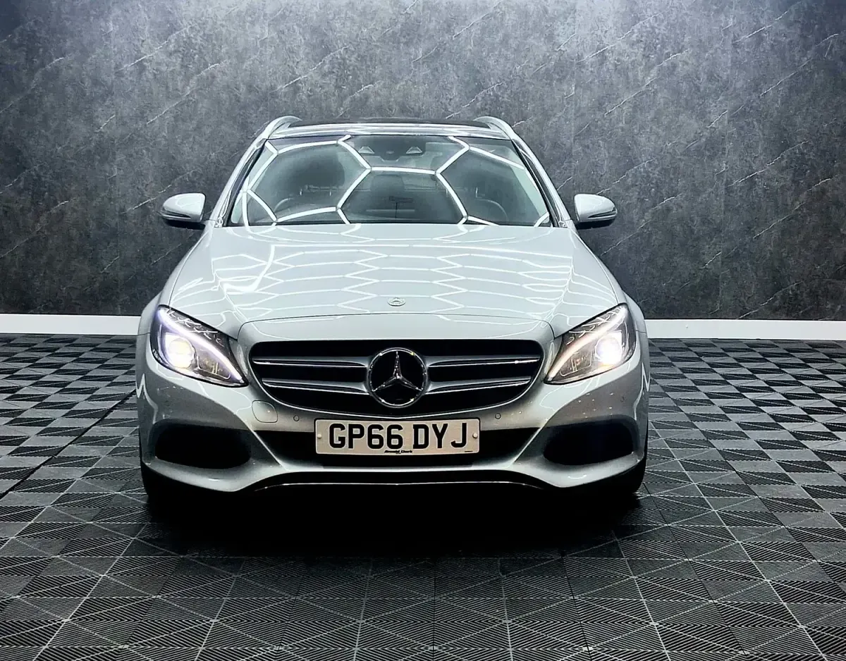 Used Mercedes C220 Premium 2017 Silver Estate
