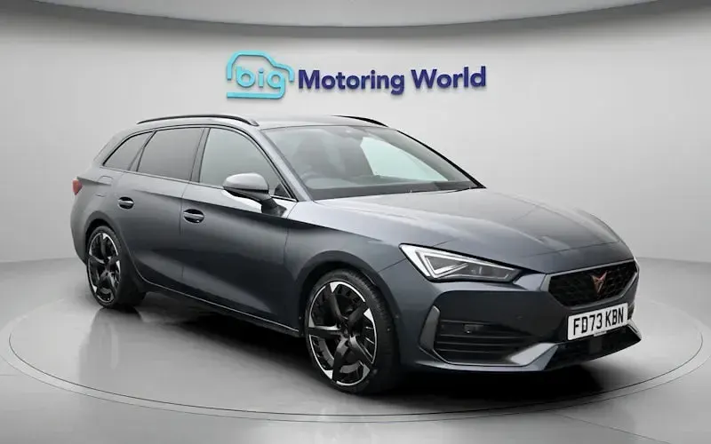 Used Cupra Leon VZ3 300 HP (220 kW) 2023 Hatchback