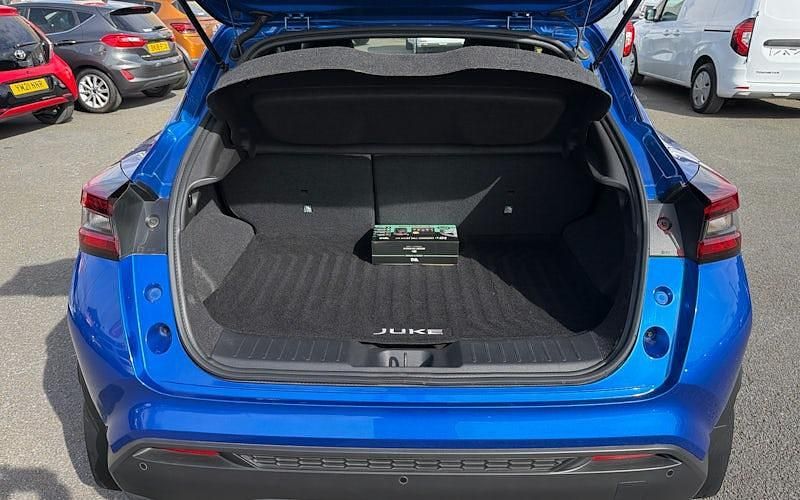 Used Nissan Juke N-Connecta 114 HP (83 kW) 2023 Blue SUV