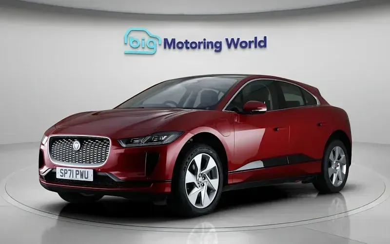 Usado Jaguar I-Pace SE 294 kW (400 HP) 2021 Vermelho SUV