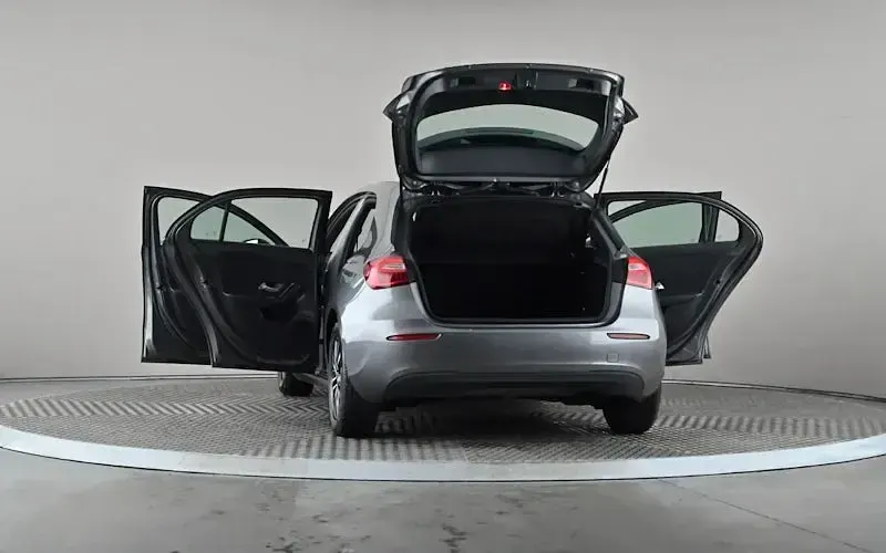 Used Mercedes A180 SE 116 HP (85 kW) 2021 Grey Hatchback