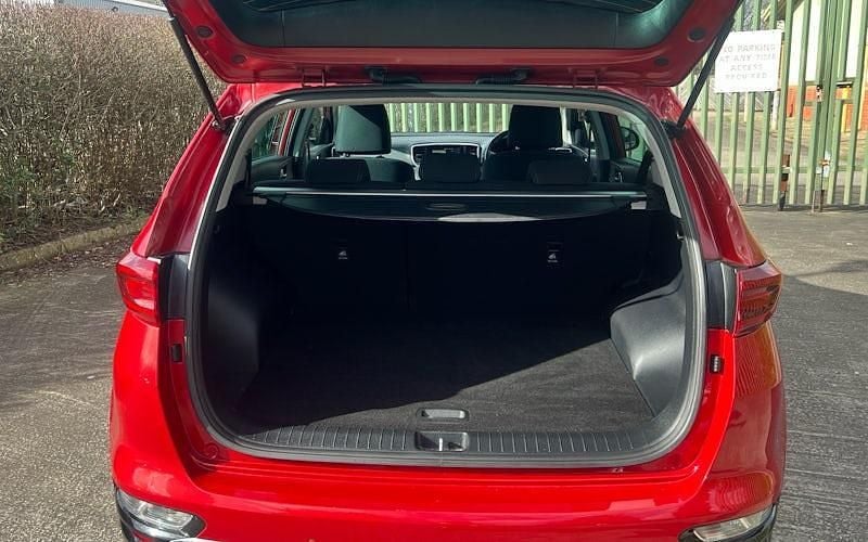 Used Kia Sportage 136 HP (100 kW) 2019 Red SUV