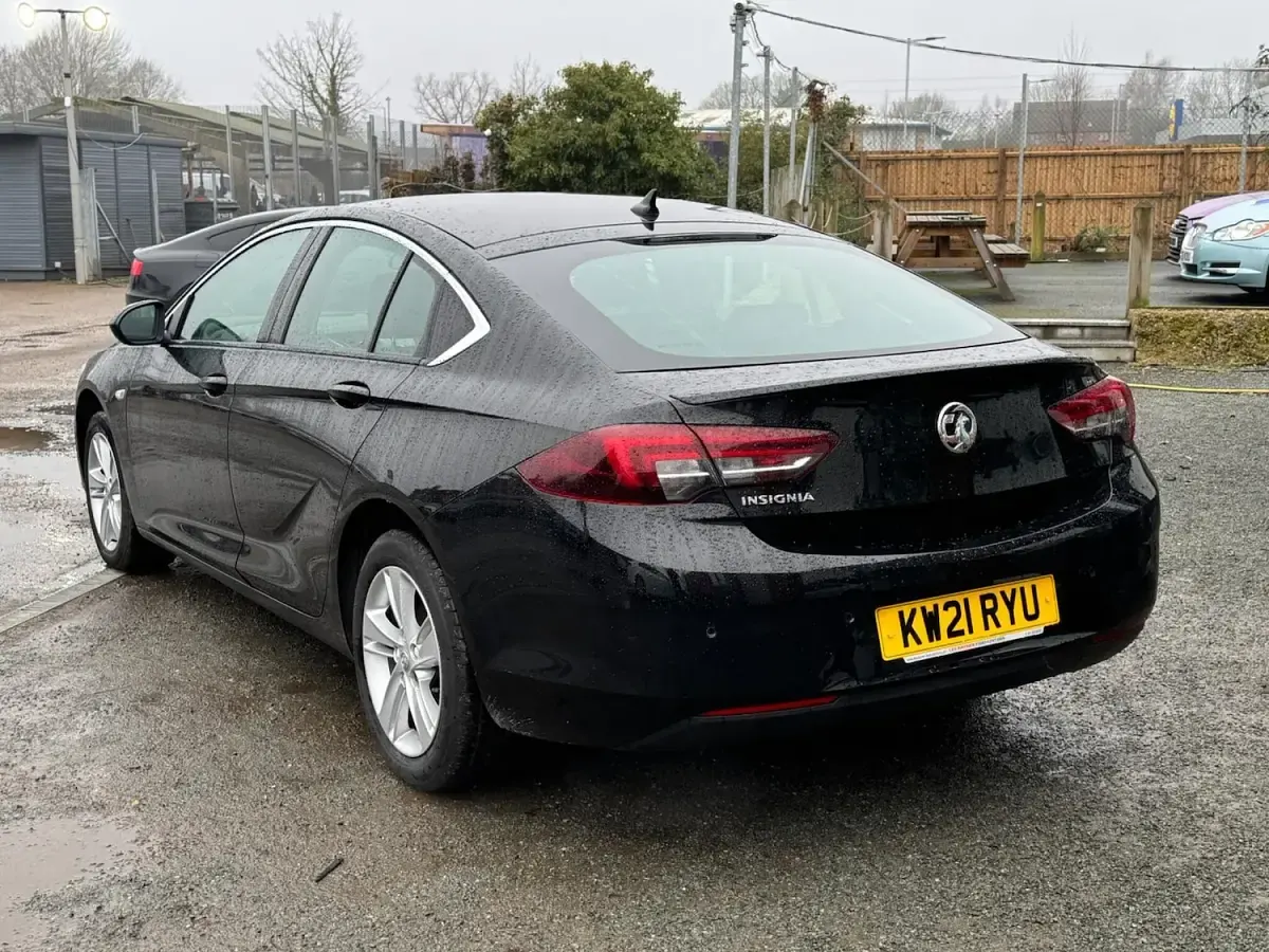 Used Vauxhall Insignia Sport 122 HP (89 kW) 2021 Black Hatchback