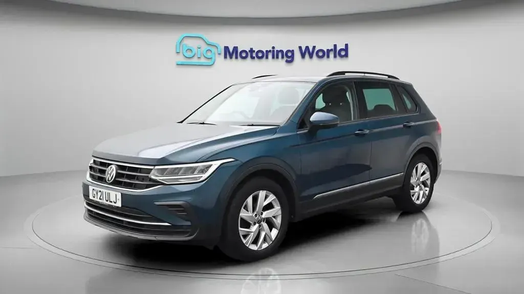 Used VW Tiguan S 150 HP (110 kW) 2021 Blue SUV