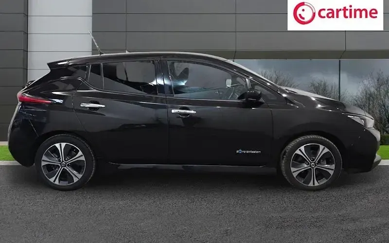 Used Nissan Leaf Tekna 110 kW (150 HP) 2022 Hatchback