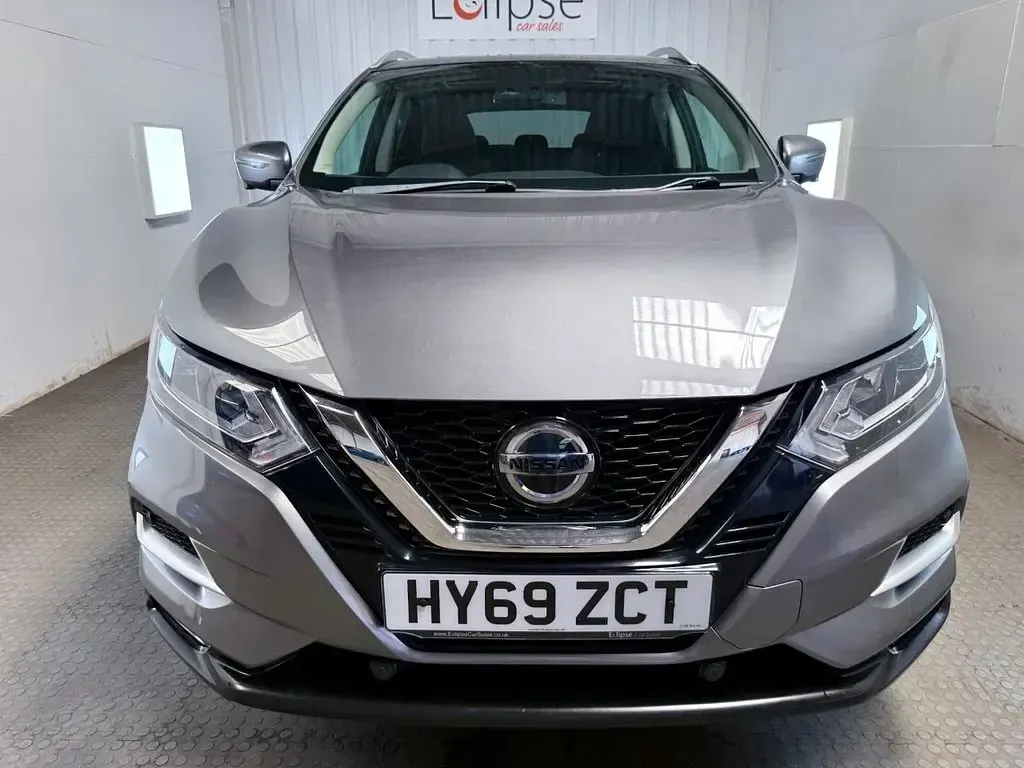 Used Nissan Qashqai N-Connecta 150 HP (110 kW) 2019 Grey SUV
