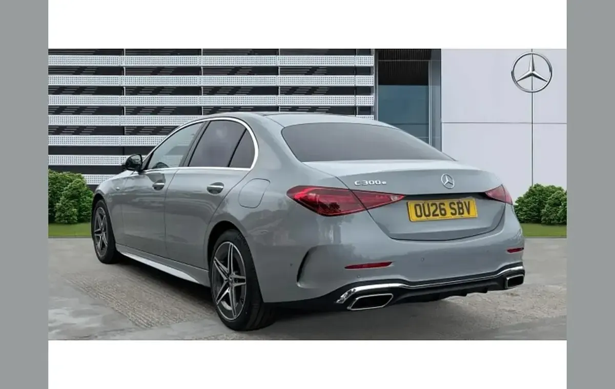 Used Mercedes C300 AMG Line Premium Plus 308 HP (226 kW) 2026 Grey Sedan