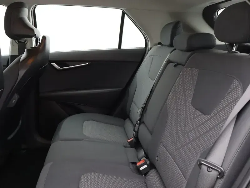 Usado Kia Niro 150 kW (204 HP) 2024 Vermelho SUV