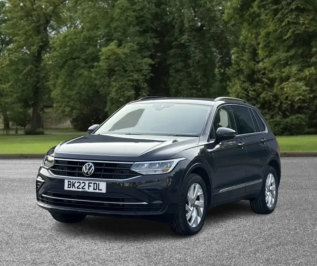 Used VW Tiguan Life 150 HP (110 kW) 2022 Grey SUV