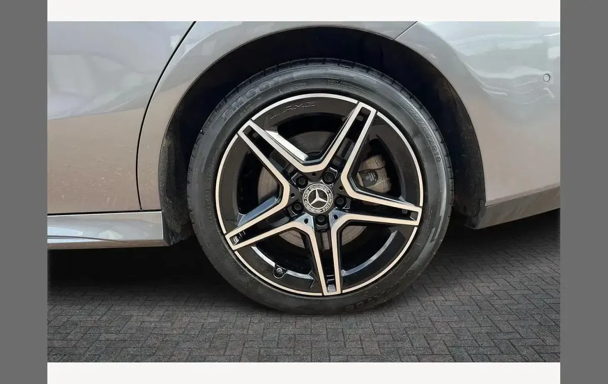 Used Mercedes CLA250 Executive 214 HP (157 kW) 2025 Grey Coupe
