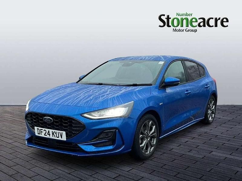 Gebraucht Ford Focus ST-Line 155 PS (114 kW) 2024 Blau Kleinwagen