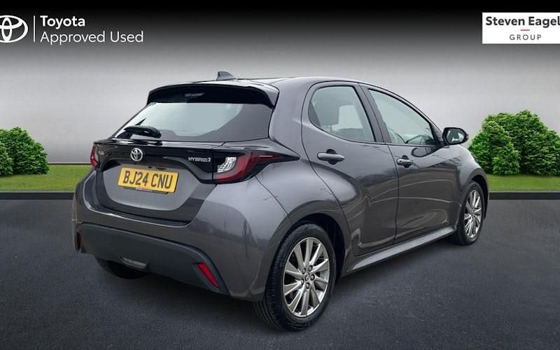 Used Toyota Yaris Hybrid 116 HP (85 kW) 2026 Hatchback