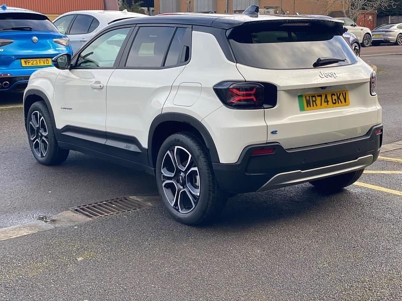 Used Jeep Avenger EV Summit 113 kW (154 HP) 2024 Snow + volcano roof SUV