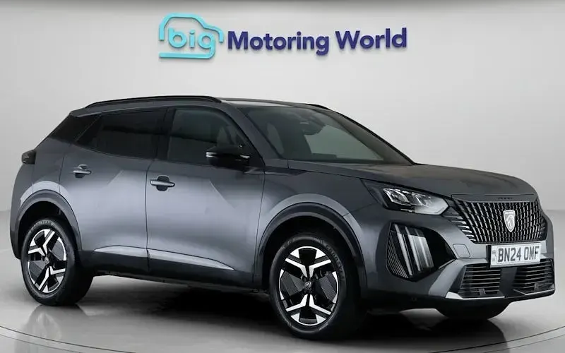 Gebraucht Peugeot 2008 Allure 131 PS (96 kW) 2024 SUV