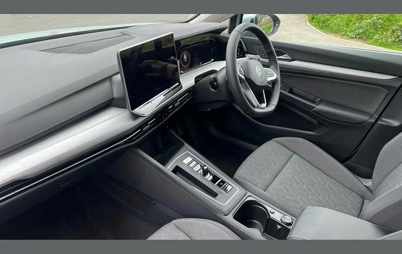 Used VW Golf VIII Match 204 HP (150 kW) 2025 Blue Hatchback