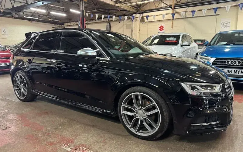 Usado Audi A3 Sportback S-Line 110 HP (80 kW) 2017 Citadino