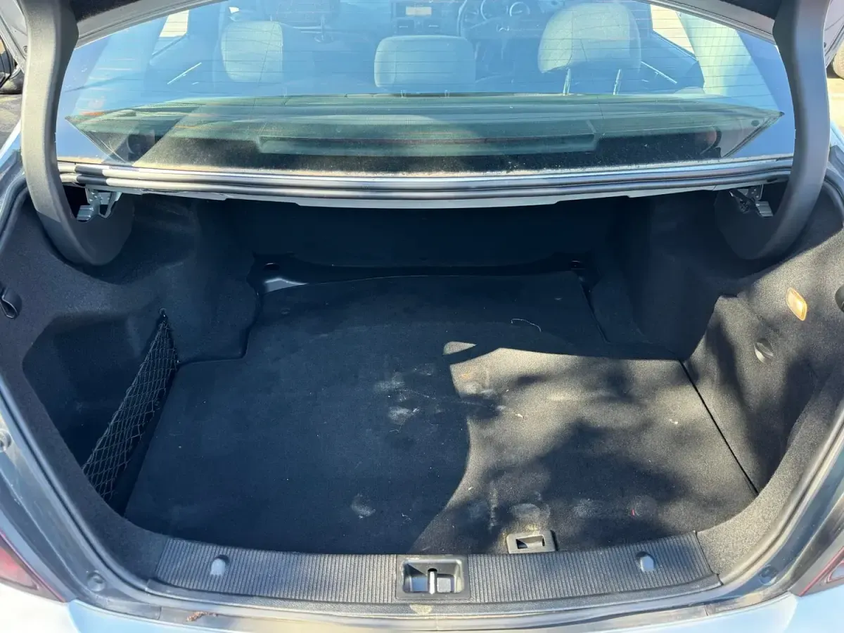 Used Mercedes C220 SE 170 HP (125 kW) 2008 Silver Sedan