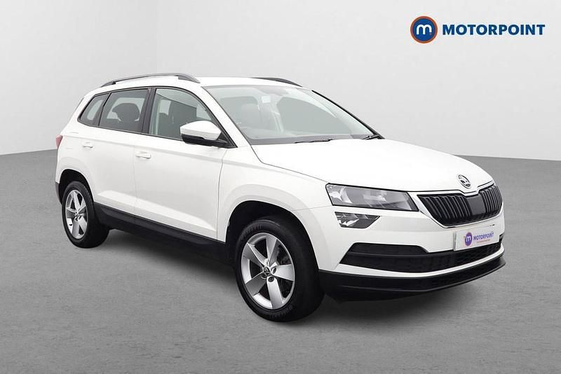 White Used 2019 Skoda Karoq SE SUV | £12,199 (Fair price) - Image 1/4