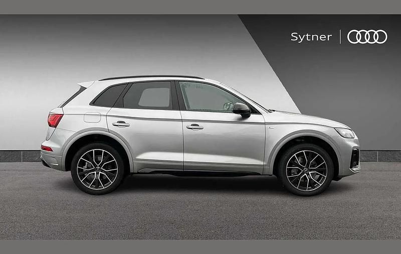 Used Audi Q5 Black Edition 200 HP (147 kW) 2024 Silver SUV