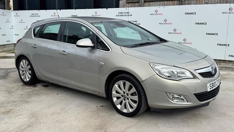 Used Vauxhall Astra 2010 Silver Hatchback