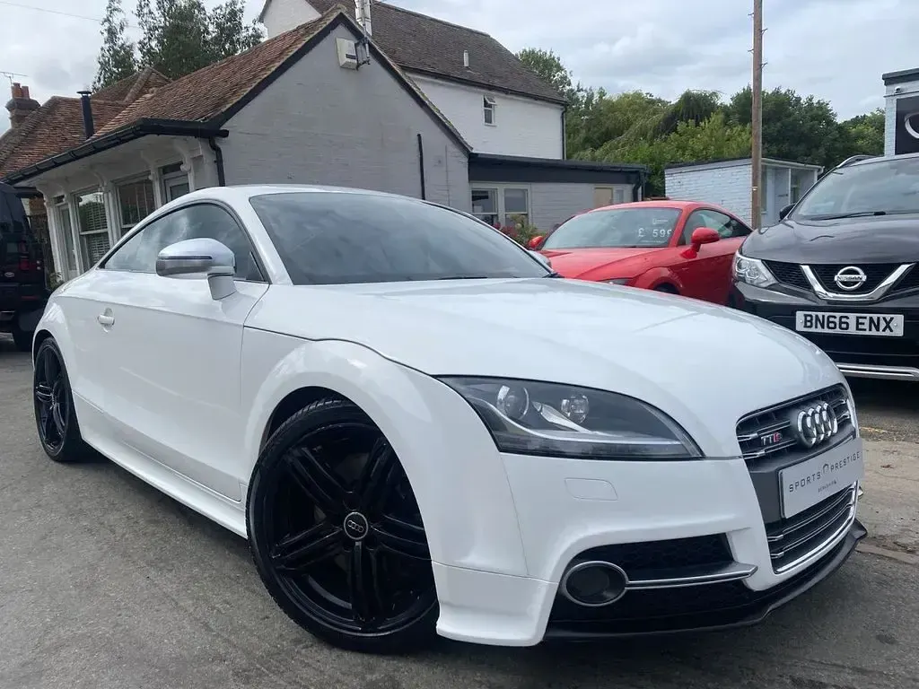 Used Audi TTS Prestige 272 HP (200 kW) 2011 White Coupe