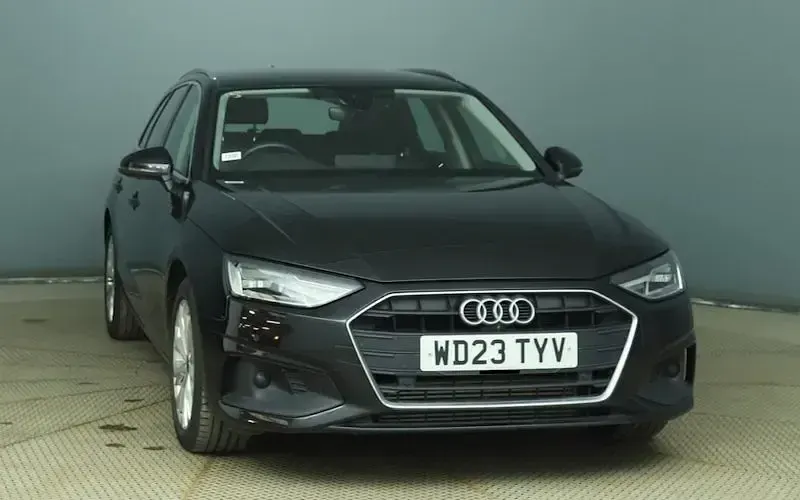 Used Audi A4 Comfort 150 HP (110 kW) 2023 Estate