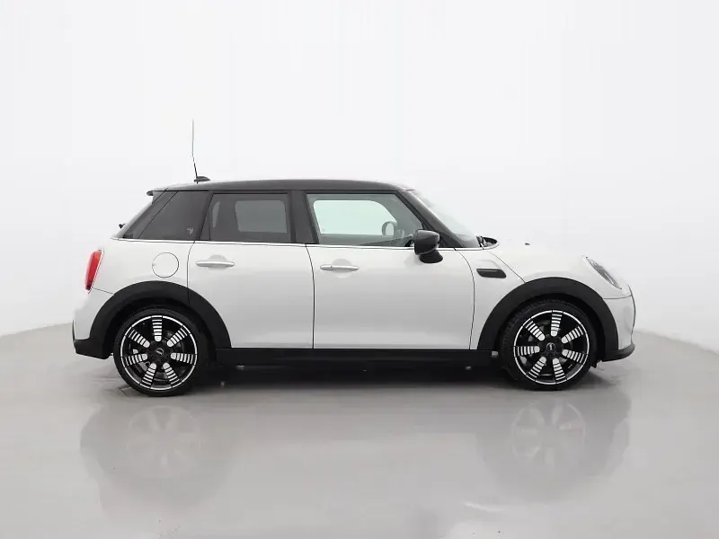 Used Mini Cooper Exclusive 134 HP (98 kW) 2022 Silver Hatchback